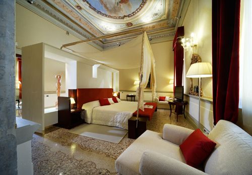 Elegante albergo in centro a Venezia, per vivere un\'emozione straordinaria